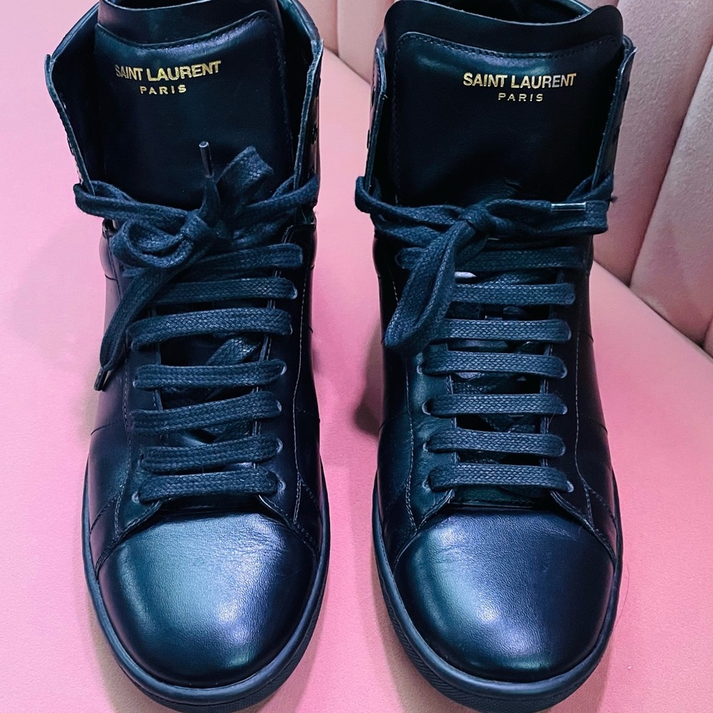 Saint Laurent Leather Sneakers Unisex Size 39